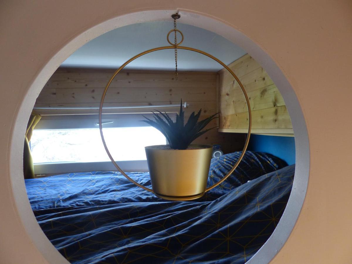 Appartement Mon Ptit Nid House Tiny House à Panissieres Extérieur photo