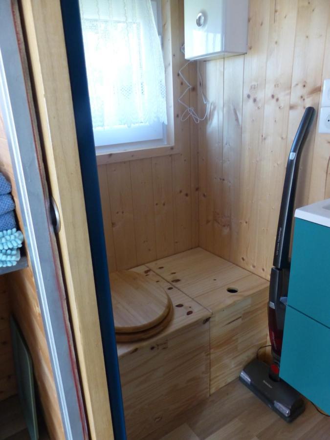 Appartement Mon Ptit Nid House Tiny House à Panissieres Extérieur photo